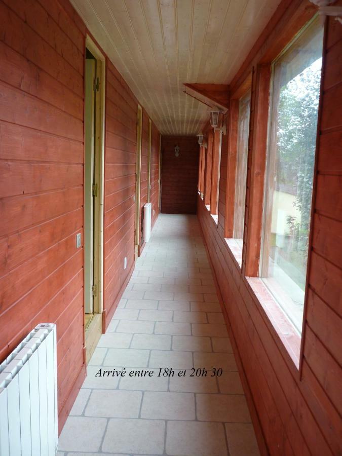 Heartwood Apartment Arbonne-la-Foret Bagian luar foto